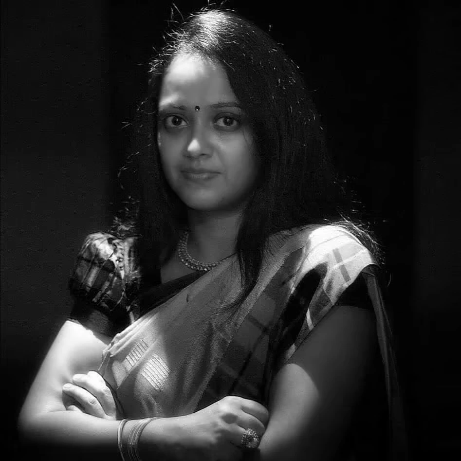Anuja-Chandramouli-Keynote-Speaker Bestselling Indian author and keynote speaker Anuja Chandramouli, known for her work on mythology and women's empowerment