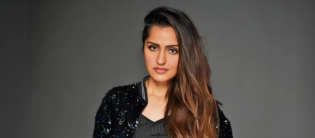 Asees Kaur Garba Singer
