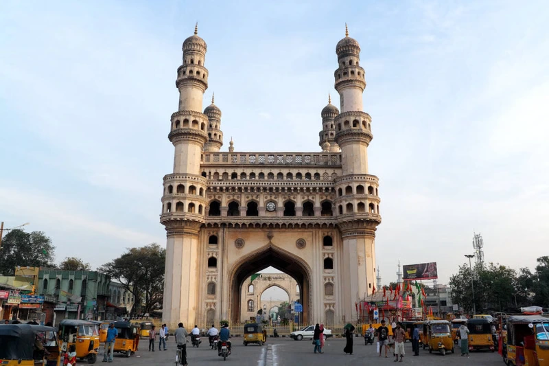 The iconic Charminar monument in Hyderabad, a central location for engage4more heritage walks and corporate treasure hunts